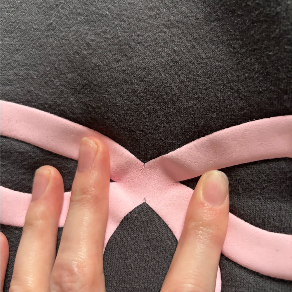Edikted Gray Joggers with Pink Bows - Picture 12 of 16